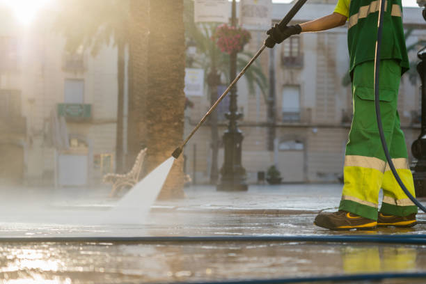 Best Restaurant Pressure Washing  in Charlotte Park, FL